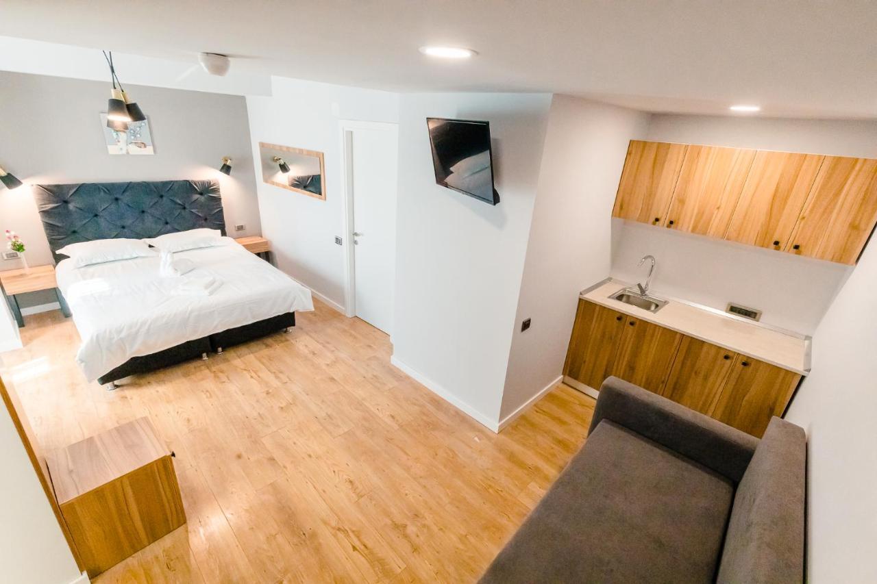 Labirint Boutique Hotel Bucharest Luaran gambar