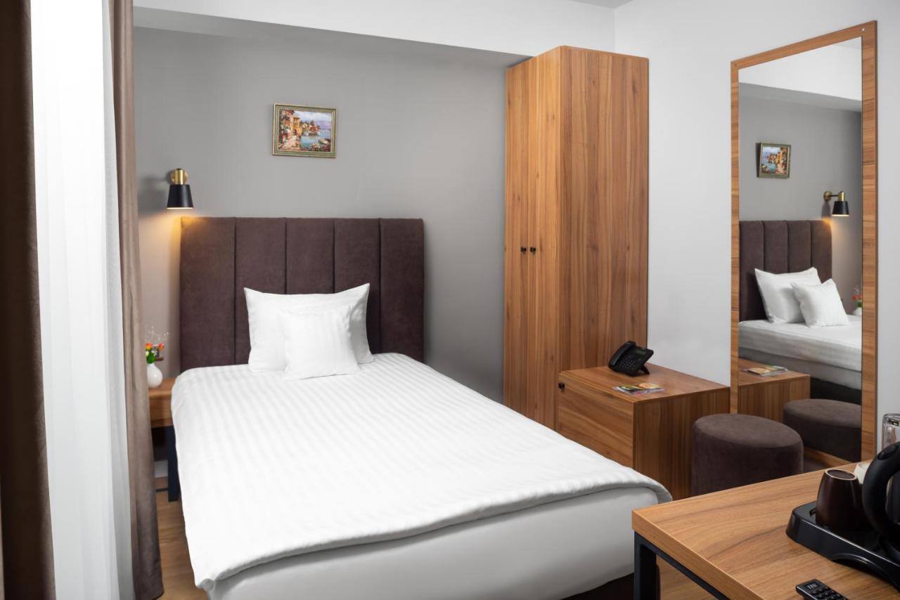 Labirint Boutique Hotel Bucharest Luaran gambar