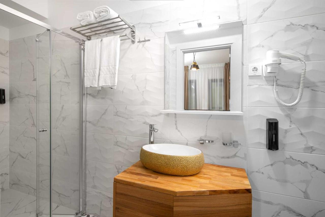 Labirint Boutique Hotel Bucharest Luaran gambar